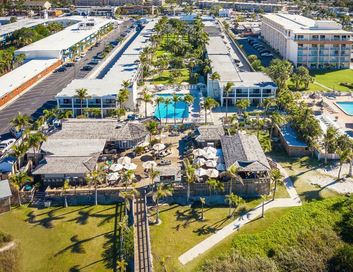 The Beachcomber St. Pete Beach Resort & Hotel Exterior photo